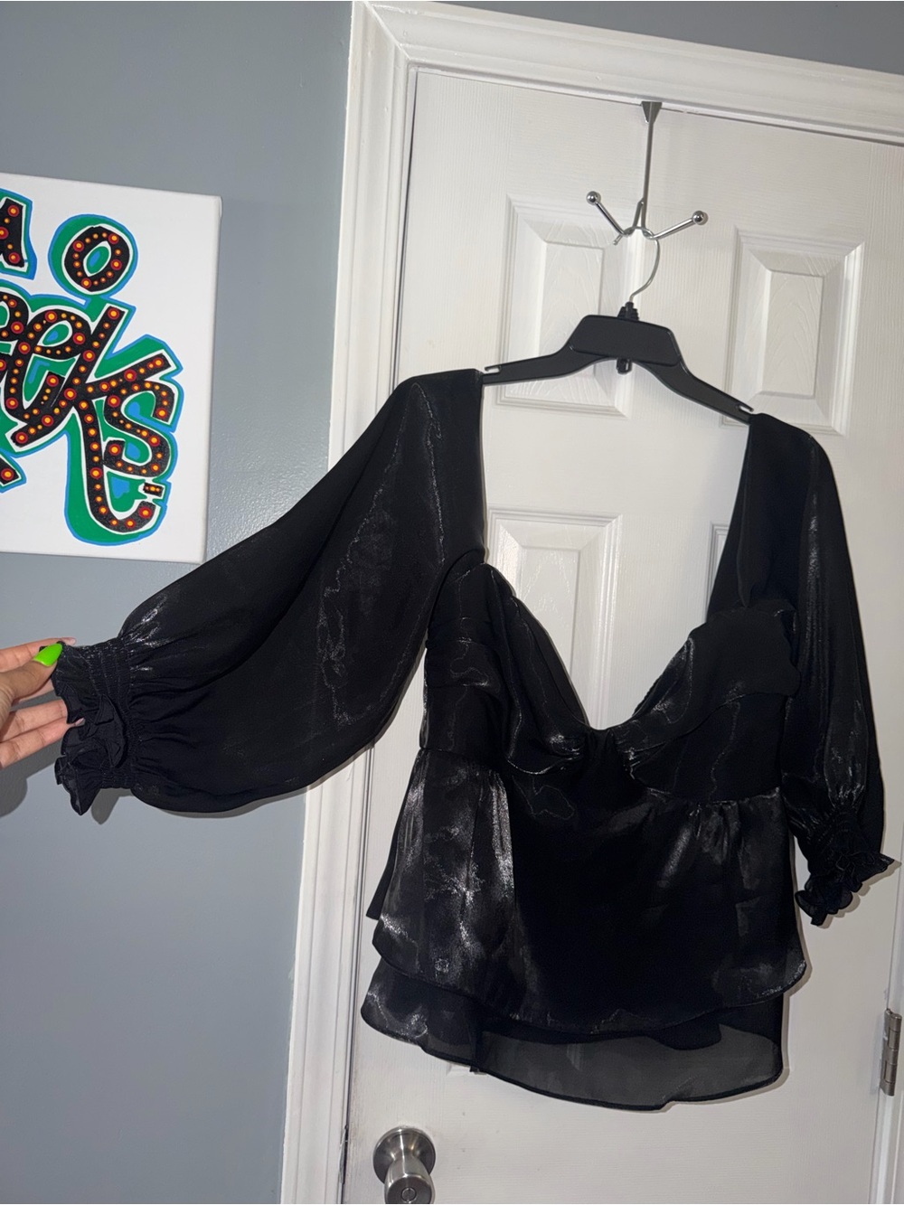 Black Satin Puff-Sleeve Women's Top - Picture 3 of 5